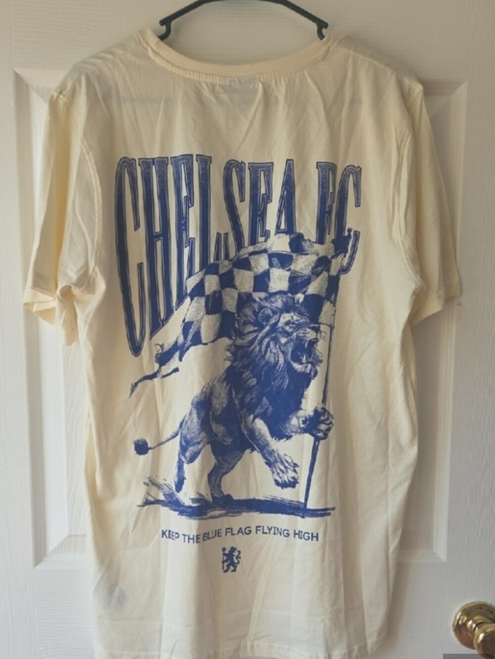 Chelsea Football Club Men's Tshirt M Cream Lion NWT Premier League Blokecore